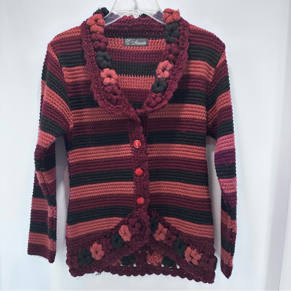 3-D‎ Floral Cardigan Sweater Black Burgundy Flowers Women’s Small Chunky Knit